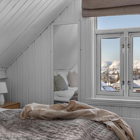 Cozy Central Loft Apartment With Amazing View Tromsø Eksteriør billede