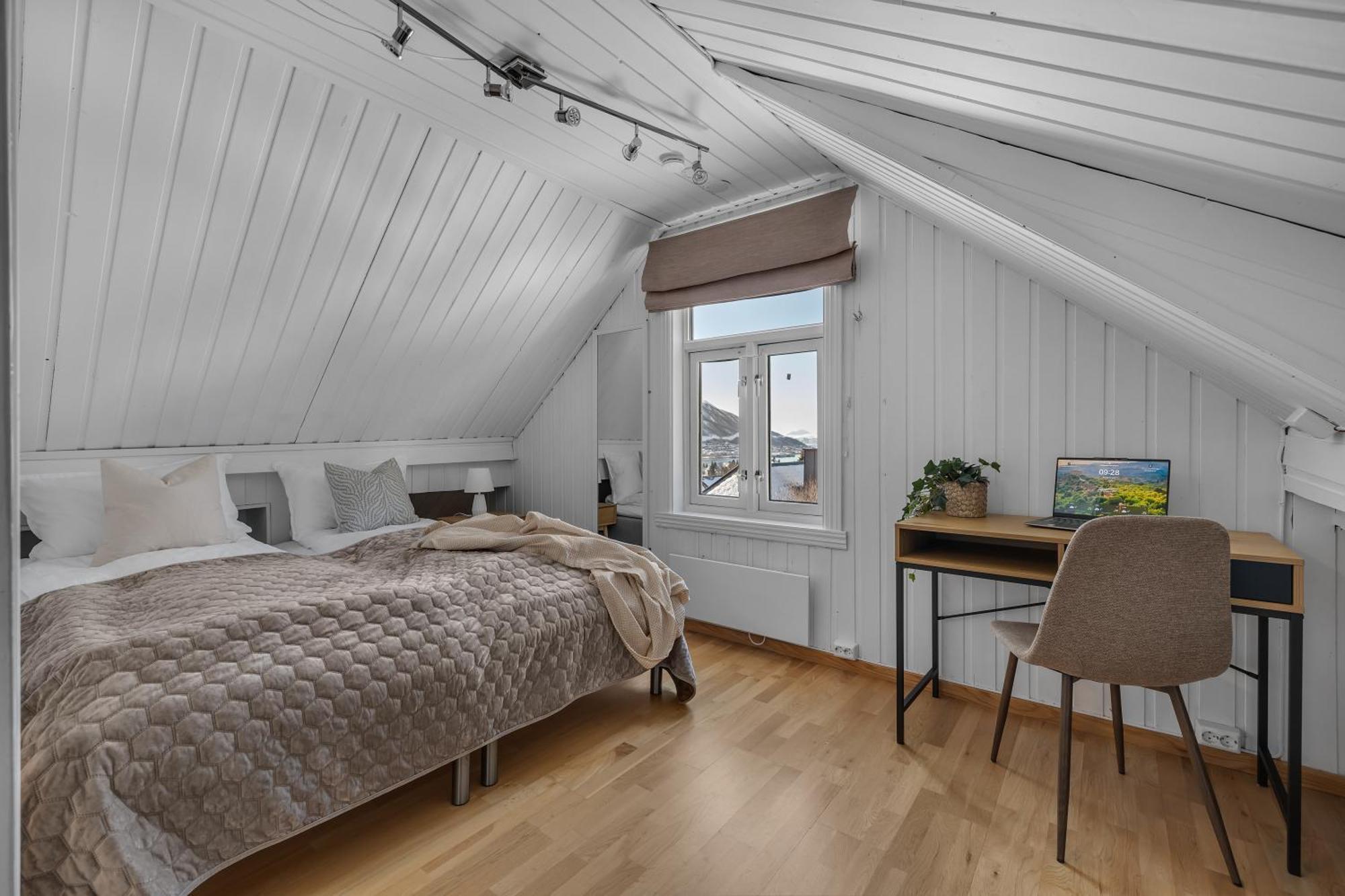 Cozy Central Loft Apartment With Amazing View Tromsø Eksteriør billede
