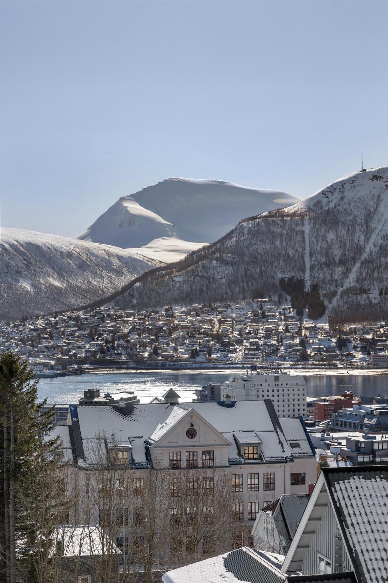 Cozy Central Loft Apartment With Amazing View Tromsø Eksteriør billede